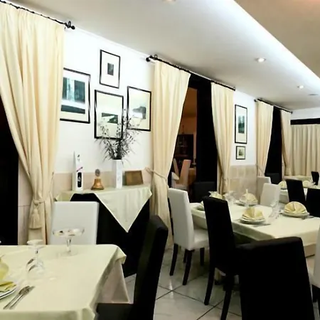 Hotel Mannu 3*