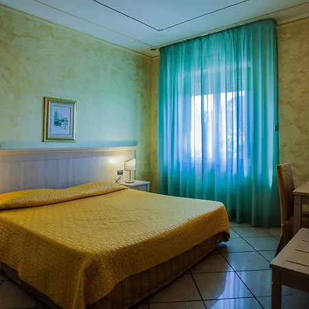 Hotel Mannu 3*