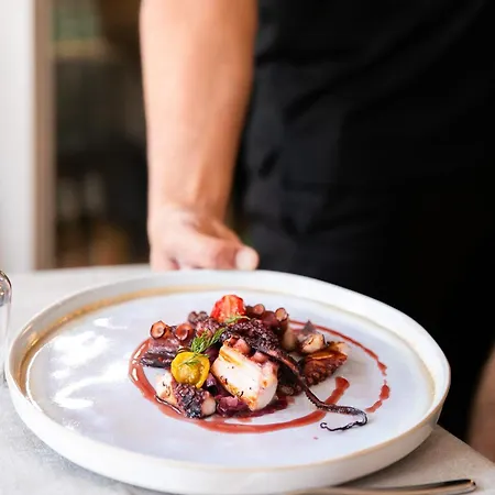 Mannu Szálloda Bosa