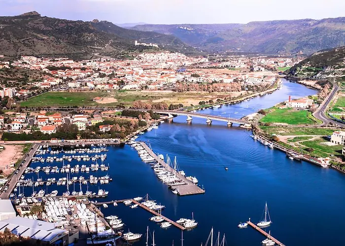 曼努酒店 3* 博萨